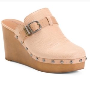 Lucky Brand  Zilkio dusty sand Essex Croco clogs